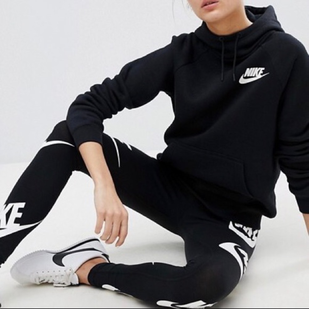 Nike Black Fleece Funnel Neck Hoodie - Picture 2 of 7